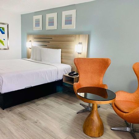 Rodeway Inn Clearwater - Central Esterno foto