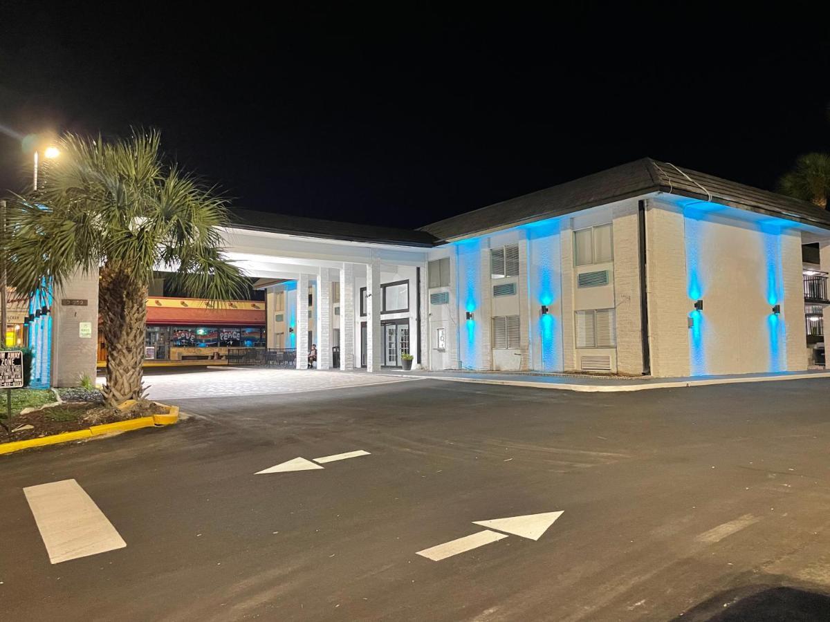 Rodeway Inn Clearwater - Central Esterno foto