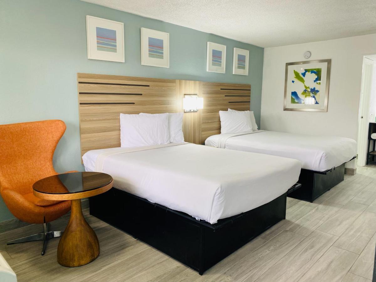 Rodeway Inn Clearwater - Central Esterno foto