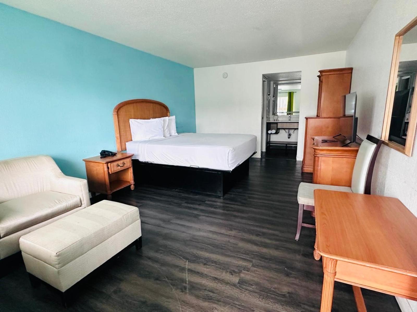 Rodeway Inn Clearwater - Central Esterno foto