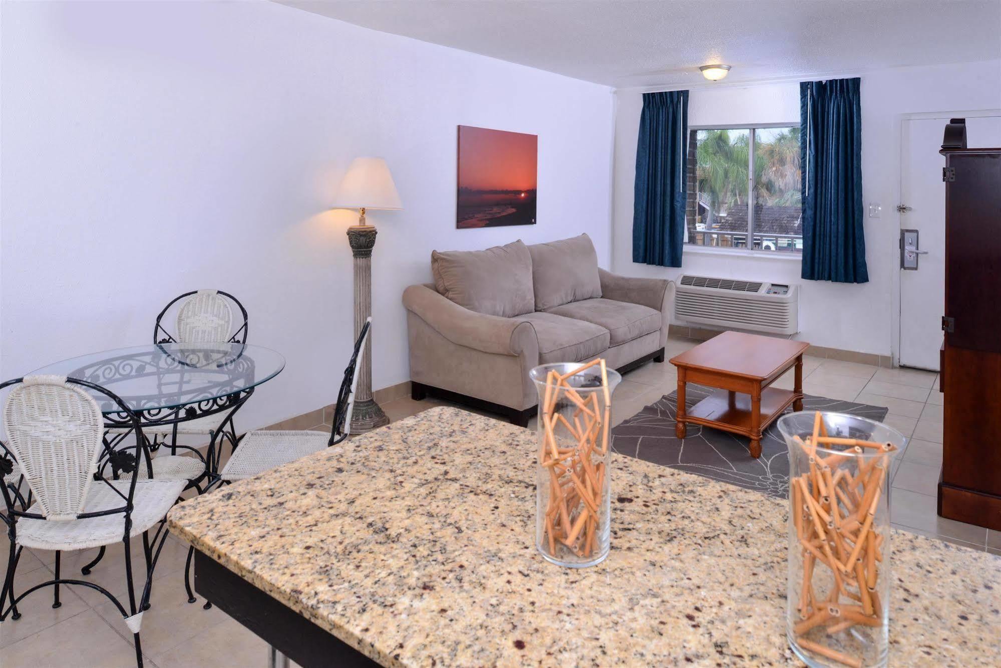 Rodeway Inn Clearwater - Central Esterno foto